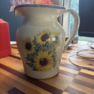 Vintage Home and Garden Party Sunflower Bee Stoneware Large Pitcher 2001 Heavy